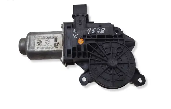 Volkswagen Amarok Front door window regulator motor 6R0959801EE
