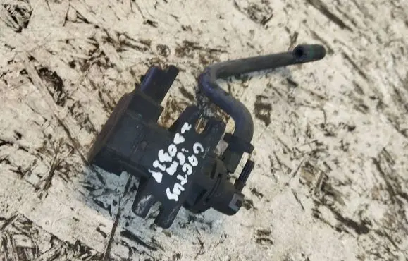 Citroen C4 Cactus Turbo solenoid valve 9811643880