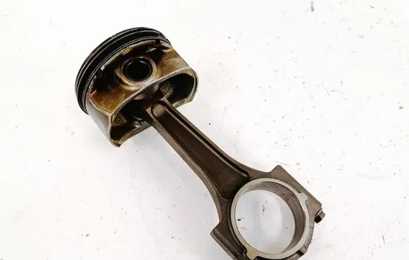Dodge Durango III Piston with connecting rod 