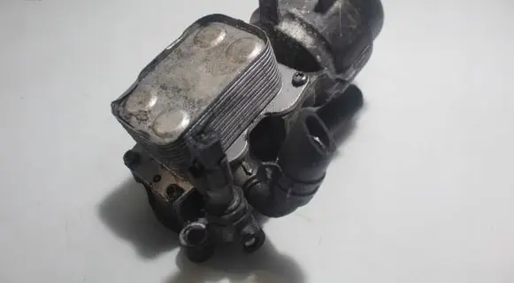 Engine oil radiator