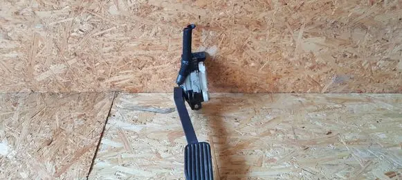 Volvo XC90 Accelerator throttle pedal 8634697 6PV00853704