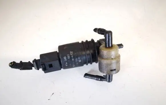 Volkswagen Golf IV Windscreen/windshield washer pump 1j0955651