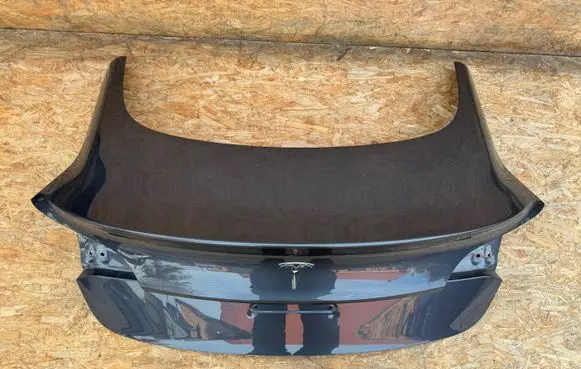 Tesla Model 3 Tailgate/trunk/boot lid 
