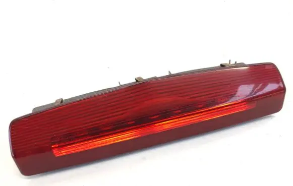 Opel Astra H Third/center stoplight 13211587