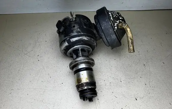 Saab 900 CD Spark distributor 0237507007 JHU4