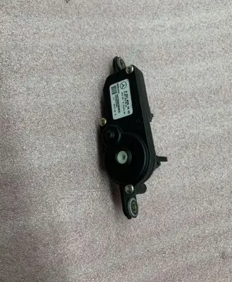 Mercedes-Benz R W251 Vent window/glass motor A2518201842 A2518200342