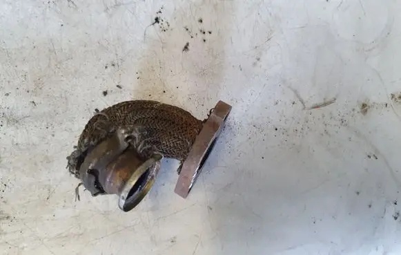 Land Rover Discovery 3 - LR3 Engine coolant pipe/hose NOCODE