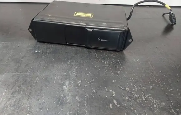 Volkswagen PASSAT B5 CD/DVD changer 1J6035111