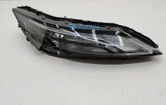 Nissan X-Trail T33 Headlight/headlamp 