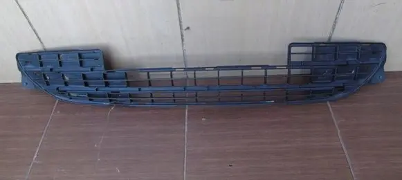 Citroen Xsara Front bumper upper radiator grill 9638952880