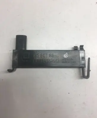 Chevrolet Camaro Keyless system antenna 13580788