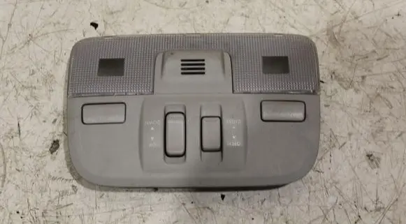 Subaru XV I Rear seat light