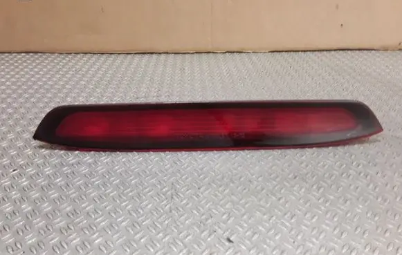 Toyota Corolla Verso E121 Third/center stoplight