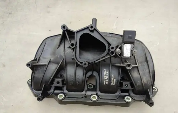 Volkswagen Golf VI Intake manifold 03C129711AE ZSB709AJ