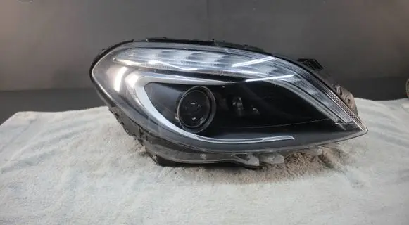 Mercedes-Benz B W246 W242 Headlight/headlamp A2468207261