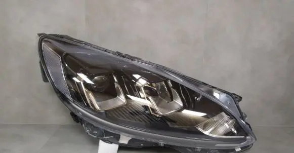 Ford Kuga III Headlight/headlamp LV4B13W029AK 90187826 9018782606K