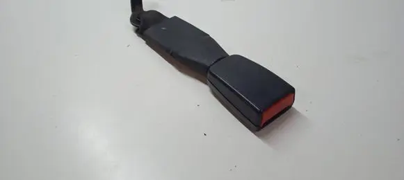 Mercedes-Benz C AMG W204 Rear seatbelt buckle A2048600469