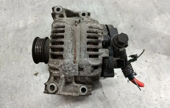 Opel Zafira B Generator/alternator