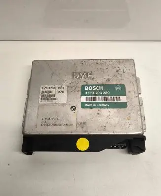 BMW 5 E34 Engine control unit/module ECU 0261203280