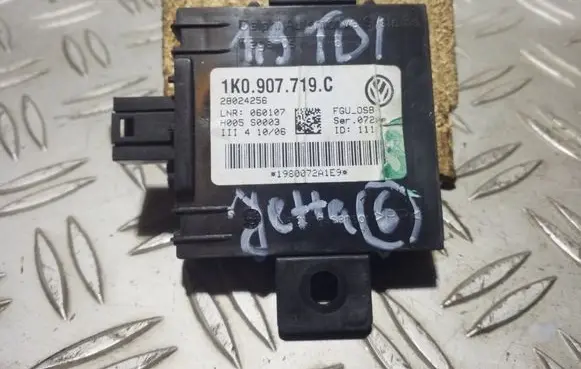 Volkswagen Jetta V Alarm control unit/module 1K0907719C 28024256