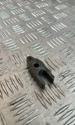 Honda CR-V Fuel Injector clamp holder