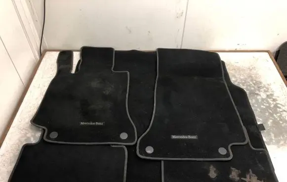 Mercedes-Benz C W205 Car floor mat set A2056800548 A2056800348 A2056800848