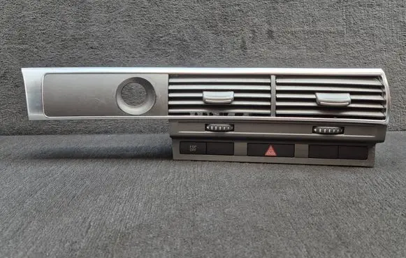 Audi A6 S6 C6 4F Dash center air vent grill 4F1820951B 4F1820951D1HA 4F1820951D