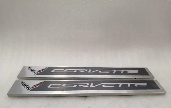 Chevrolet Corvette Front sill trim cover 22789326
