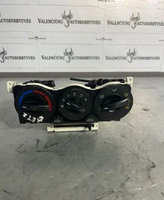 Hyundai Getz Climate control/heater control trim 