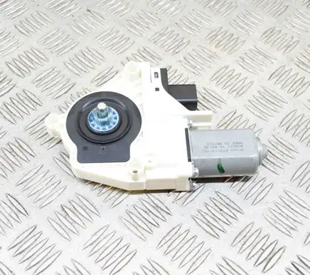 Tesla Model Y Front door window regulator motor E66963100