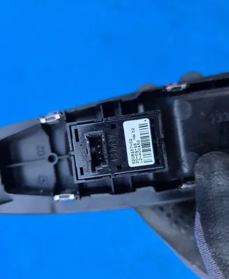 BMW 5 F10 F11 Electric window control switch 9208107