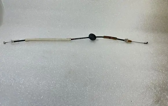 Volkswagen Touareg I Rear door cable line 7L6839085