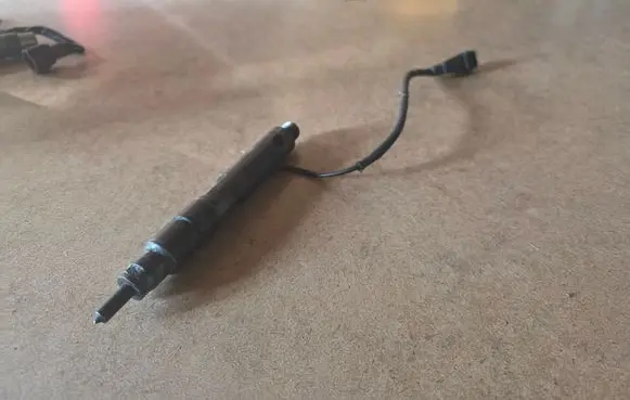 Renault Scenic I Fuel injector 0432198610