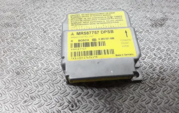 Mitsubishi Colt Airbag control unit/module 0285001686