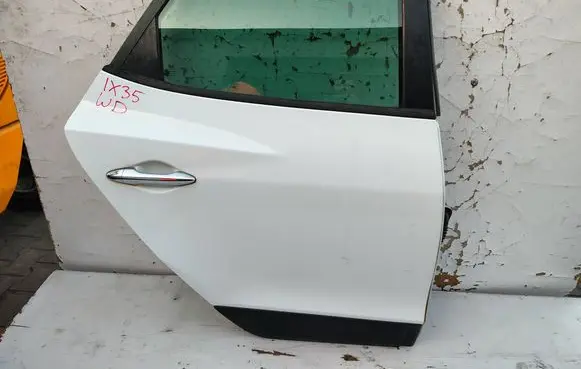 Hyundai ix35 Rear door 