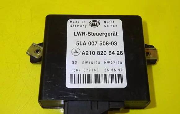 Mercedes-Benz CLK A208 C208 Light module LCM A2108206426 5LA007508-03