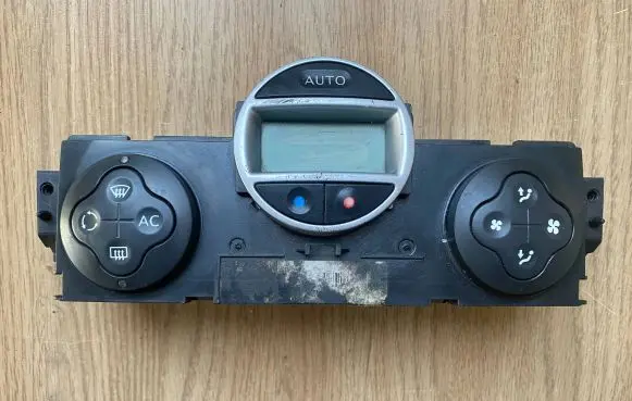 Renault Scenic II - Grand scenic II Climate control/heater control trim 