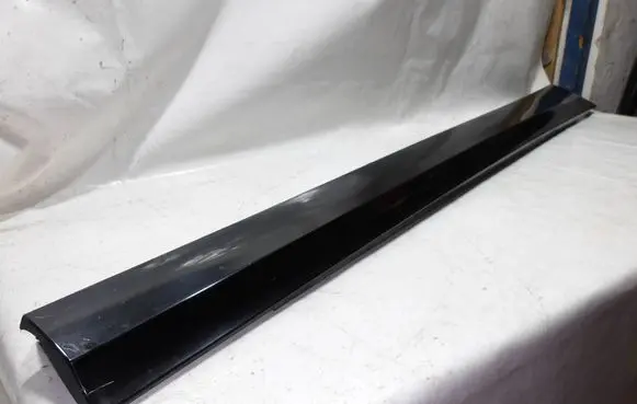BMW 3 E90 E91 Foot area side trim 7202652