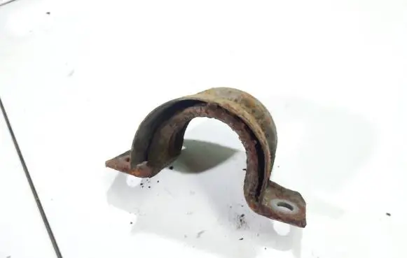Skoda Octavia Mk2 (1Z) Sway bar bush bracket, front 