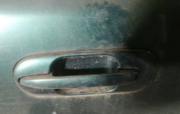 Honda CR-V Front door exterior handle
