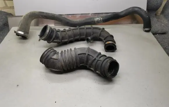 Ford Transit Air intake hose/pipe 2C119C623CE 2C119C623AD