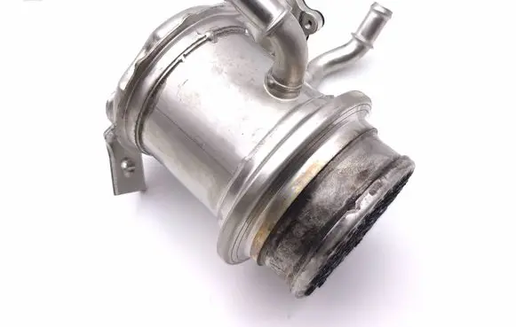 Skoda Superb B9 EGR valve cooler 05L131512D