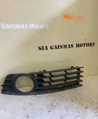 Audi A4 S4 B6 8E 8H Front grill QA9564