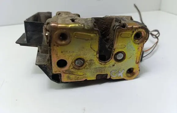Renault Laguna I Rear door lock