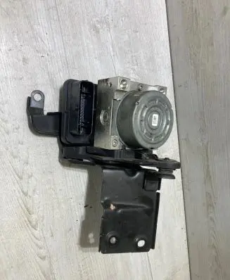 Skoda Octavia Mk3 (5E) ABS Pump 3Q0907379T