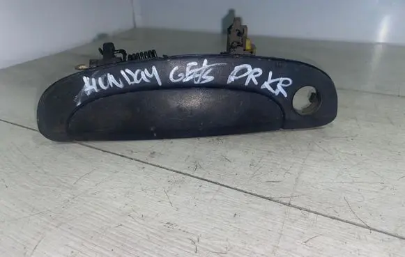 Hyundai Getz Front door exterior handle 826501C00050