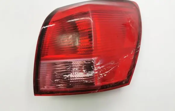 Nissan Qashqai Rear/tail lights 89070312 E205090
