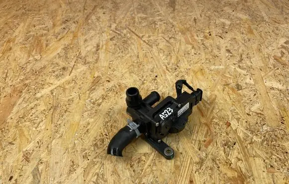 Volvo XC90 Water pump 32249863