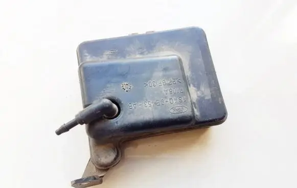 Ford Focus Vacuum air tank 1s4q9e453ab 1s4q-9e453-ab