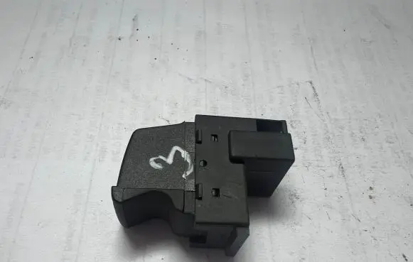 Skoda Superb B5 (3U) Fuel tank opening switch 3U0959833